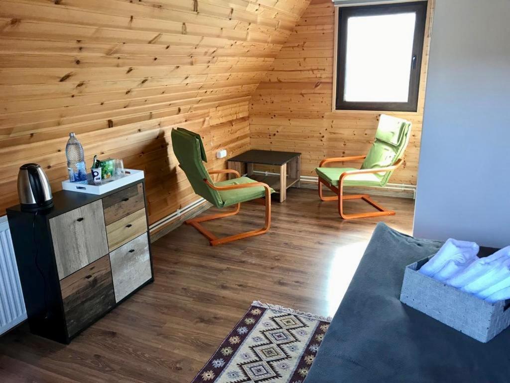 Cabanele Lu' Dinu Curtea de Argeş Extérieur photo