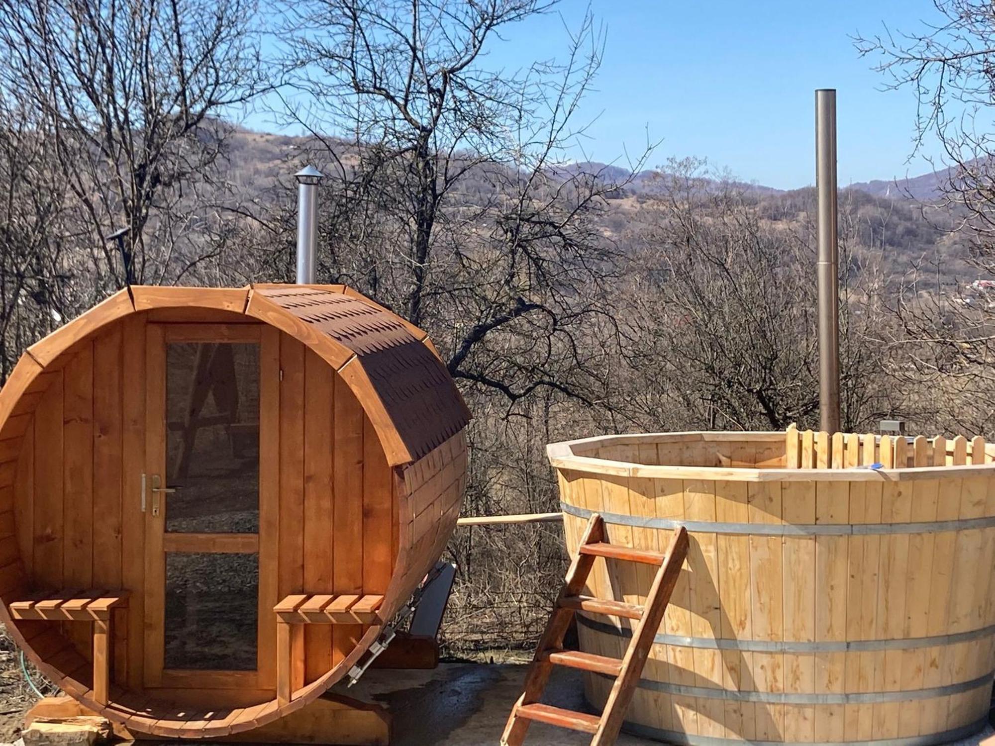 Cabanele Lu' Dinu Curtea de Argeş Extérieur photo