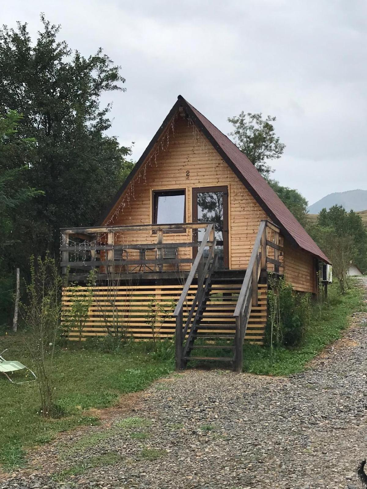 Cabanele Lu' Dinu Curtea de Argeş Extérieur photo